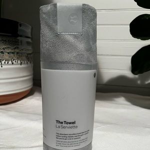 Lululemon microfiber towel